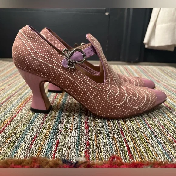 John Fluevog Poser Somani T-strap Heels - Picture 4 of 16